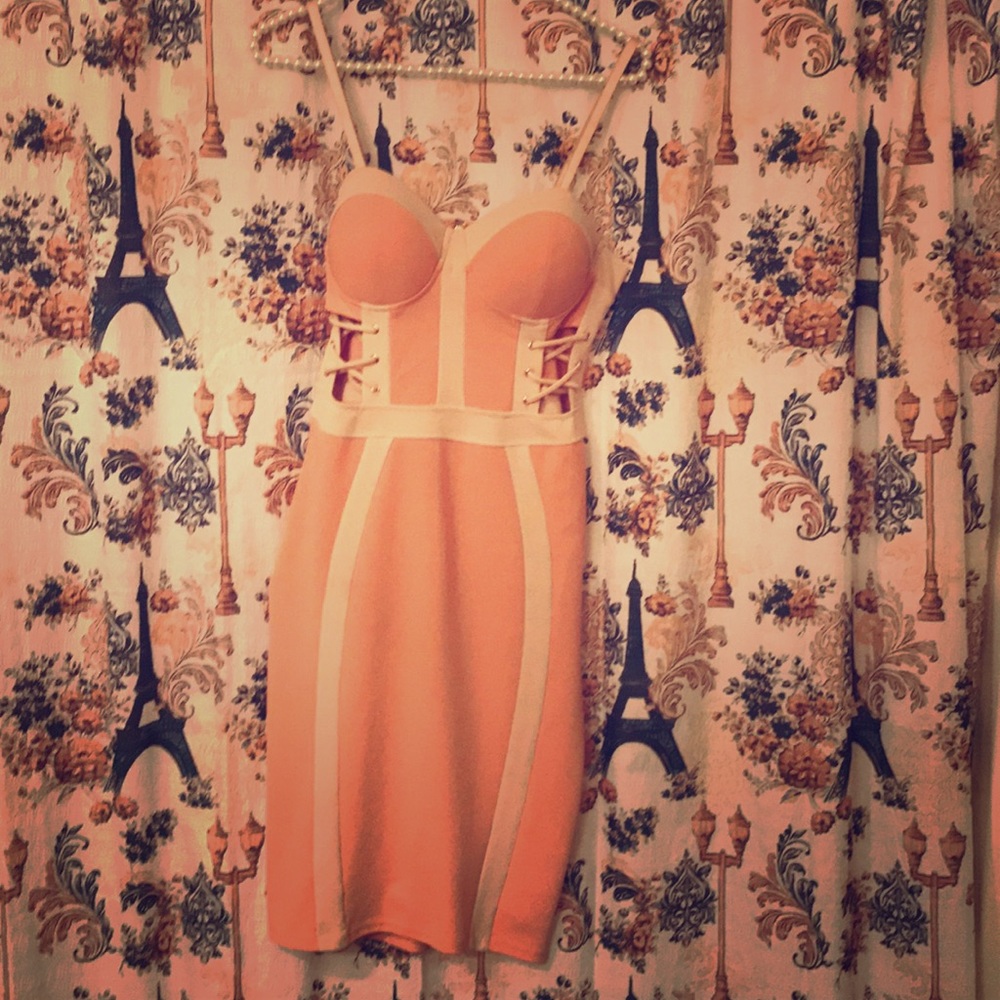 Sexy Little Peach